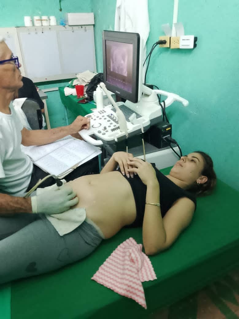 Atender la salud de las mujeres y las niñas debe ser una prioridad de los gobiernos para mejorar integralmente a las naciones.