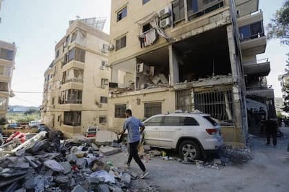 Al menos once personas, entre ellas dos niños, han muerto este viernes a causa de dos ataques de Israel contra el sur de Líbano, a pesar del alto el fuego pactado en abril.