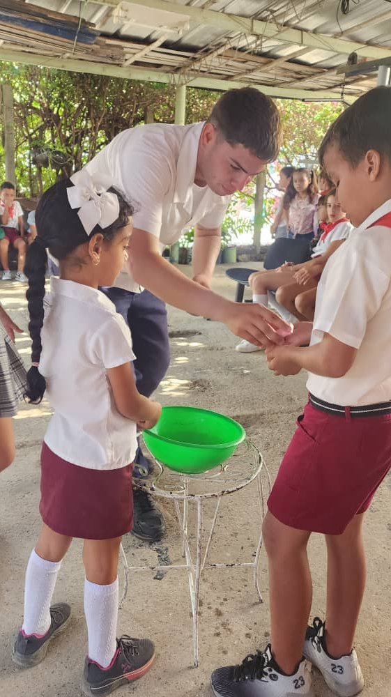 Los jóvenes han abrazado la iniciativa también a partir de ese enfoque humanista que caracteriza a los profesionales de la salud.