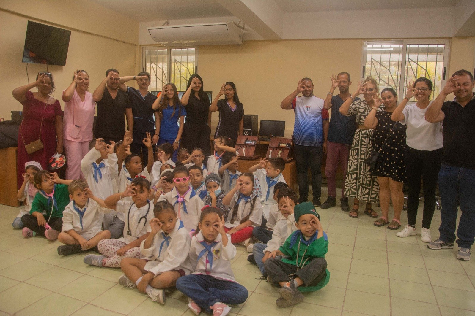 Juventud Rebelde, como multiplataforma mediática, y la escuela primaria Frank País García, reconocida como una de las instituciones culturales más importantes de la comunidad, iniciaron desde inicios de este curso escolar que ya casi termina un provechoso camino de experiencias y trabajos conjuntos