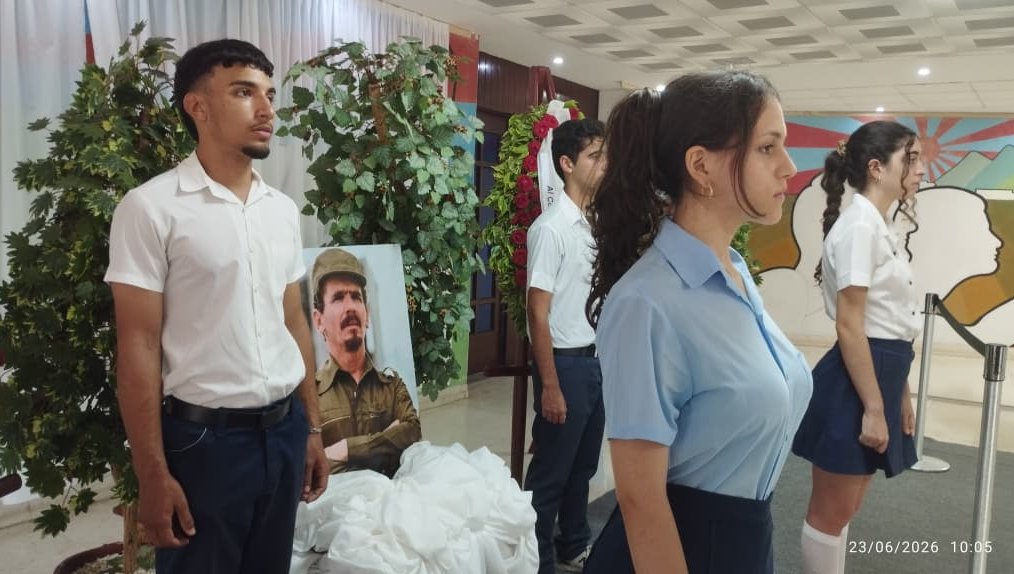 Espirituanos de diferentes generaciones asistieron a tributo póstumo a Ramiro Valdés Menéndez.