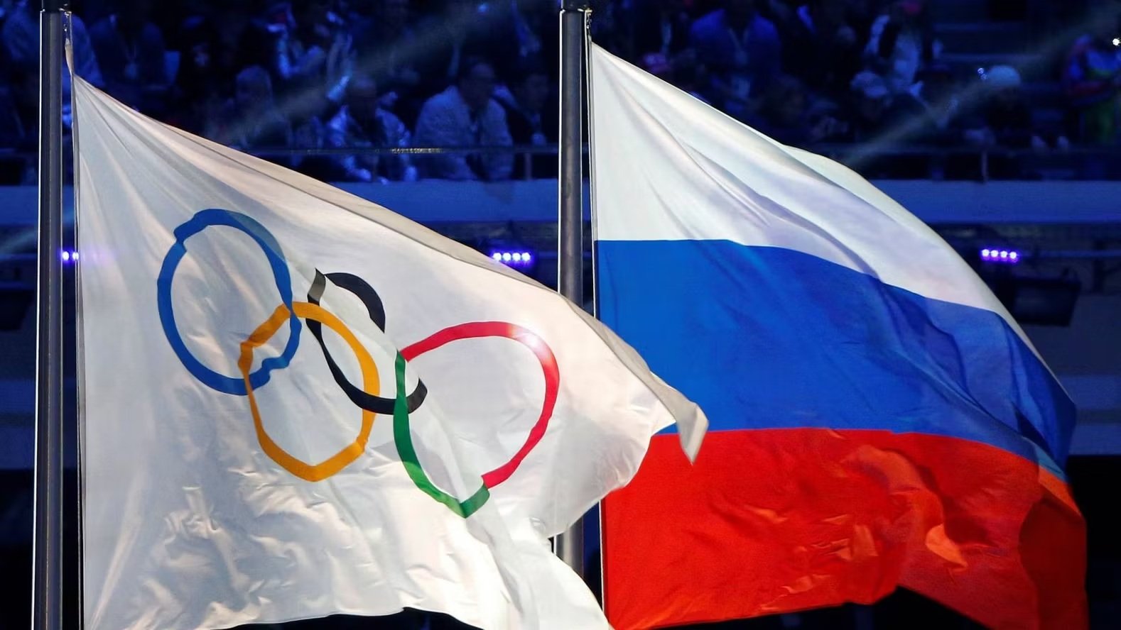 Banderas de Rusia y el COI
