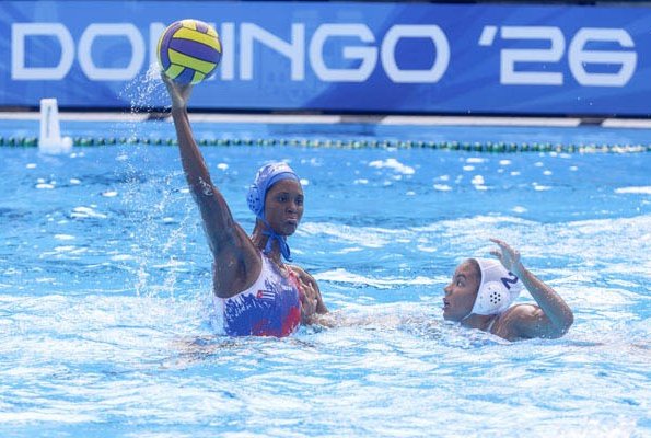 El polo acuático femenino reúne a varias selecciones de la región y forma parte del calendario deportivo que se extenderá hasta el 8 de agosto, con más de 40 disciplinas en competencia.