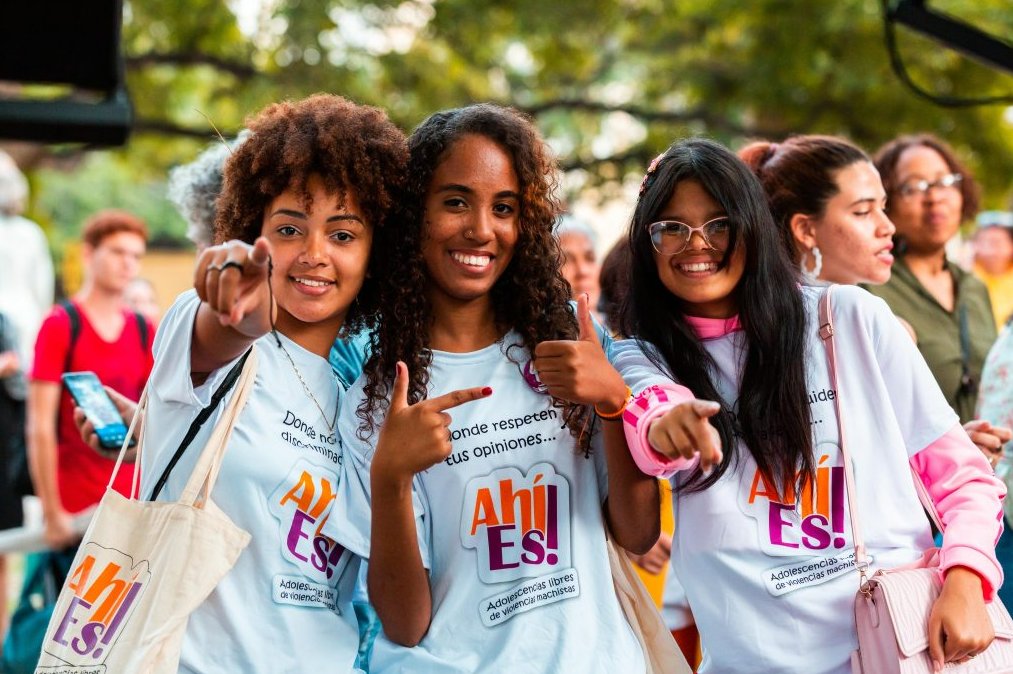 La campaña Ahí es, impulsada por adolescentes cubanas, promueve el conocimiento de la violencia machista y las vías para cortar sus justificaciones.