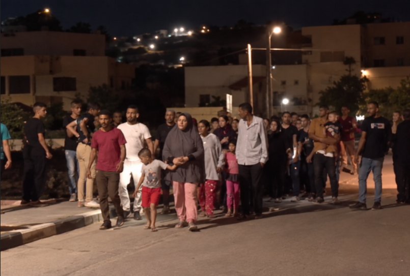 Familias enteras fueron obligadas a evacuar en Hebrón.