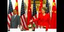 Consejero de China y la señora Clinton