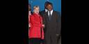 Hillary Clinton es recibida por el ministro de Exteriores  de Kenya