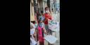 Niños y grandes en el recibimiento de los doctores cubanos