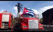 Bomberos cubanos en base de supertanqueros de Matanzas