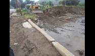 La desobstrucción de los viales ocupa a los guamenses sin que el cielo se despeje