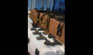  Se encontró una gran cantidad de armas de fuego de diferente calibre.