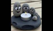 Las piedras tienen un potencial decorativo y humorístico que muy pocos se atreven a explorar. Y quienes lo descubren, difícilmente pueden volver a mirarlas de la misma manera.