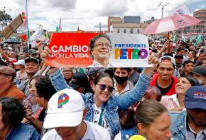Escenas de la campaña presidencial que vuelven a verse este domingo en Colombia