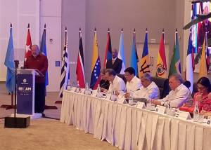 El primer ministro de Cuba, Manuel Marrero Cruz, dio la bienvenida a los participantes