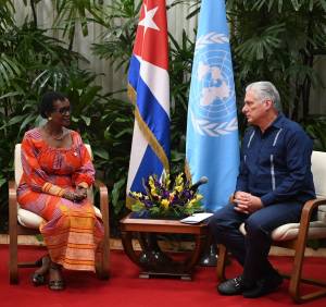 Presidente cubano dialoga con directora ejecutiva de ONUSIDA (+Post)