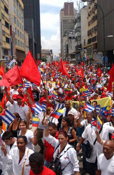 Colaboradores cubanos en Venezuela a favor de los Cinco