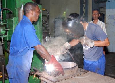 Centros laborales para vincular la enseñansa