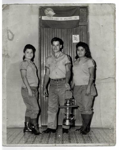 Hermanos tuneros Isabel, José e Inés Gonzáles Segura