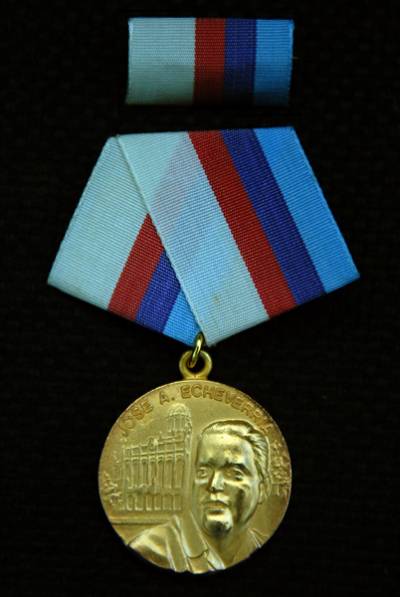 Medalla José Antonio Echeverría