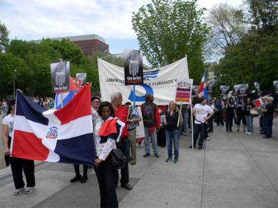 En procesión por los Cinco.