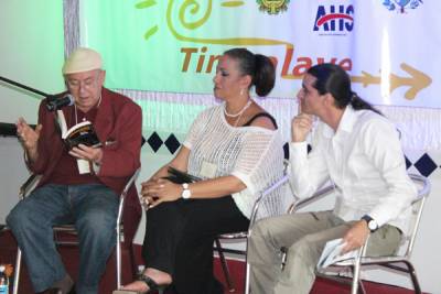 Miguel Barnet, María Elena Mora y Lázaro Castillo