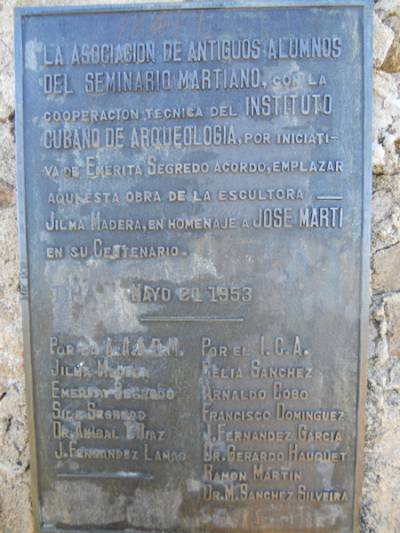 Busto de José Martí en el Pico Turquino