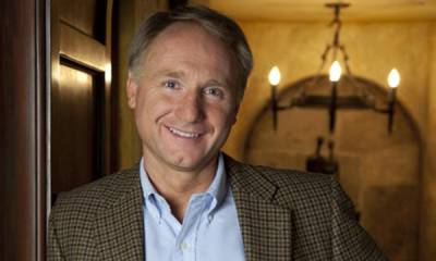 Dan Brown