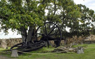 Ruinas del ingenio La Demajagua