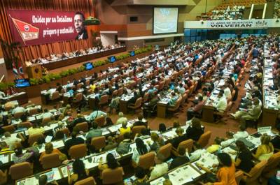 Machado Ventura y Díaz-Canel presiden jornada final del XX Congreso de la CTC