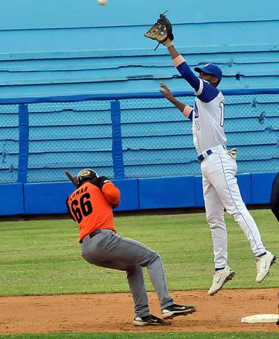 Villa Clara contra Industriales