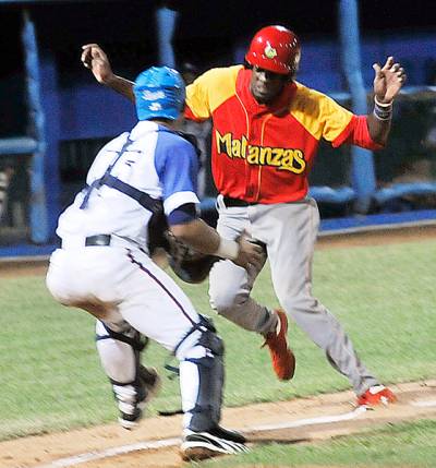 Industriales contra Matanzas