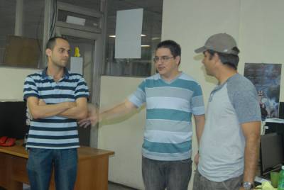Luis Silva conversa con miembros de la redacción digital de JR