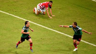 Javier Hernandez marca el tercer gol de México