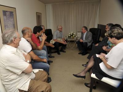 Raúl se reunió con Eduardo Lorier 