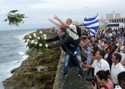 El pueblo capitalino rindió tributo a Camilo en el Malecón