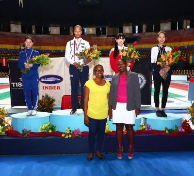 Podio de premiación de la Copa del Mundo de La Habana 2018 Lee de Corea (plata), Vitalis (oro), Sun de China y Kong de Hong Kong (bronces)