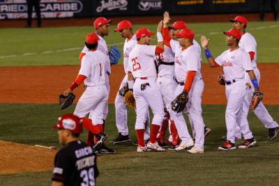 Cuba venció 5-4 a los Tomateros de Culiacán.