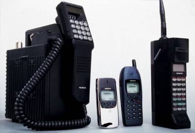 Primeros teléfonos móviles