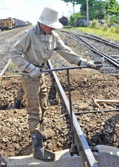 Los jóvenes rostros de ferrocarril cubano.