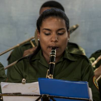 El alma de esta banda del Minfar son los jóvenes