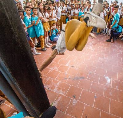 La sección juvenil de la compañía Habana Compás Dance