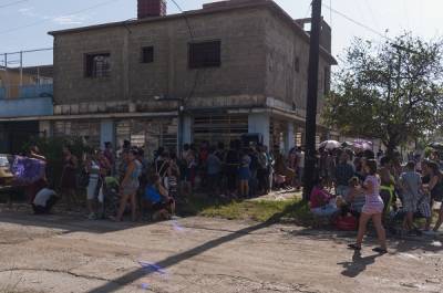 ¿Tendremos o no a tiempo los uniformes para los alumnos antes de septiembre?, se preguntaban muchas familias