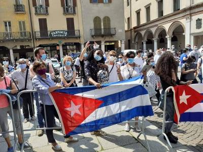 La Brigada Henry Reeve que cumplía misión internacionalista contra la COVID-19 en Lombardía, fue despedida con honores por el pueblo y las autoridades italianas