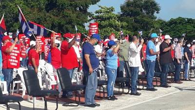 El pueblo avileño apoya su Revolución en acto patriótico