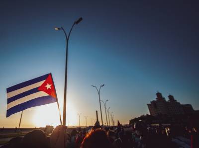 Las voces de los cubanos se alzan en defensa de nuestra soberanía y paz