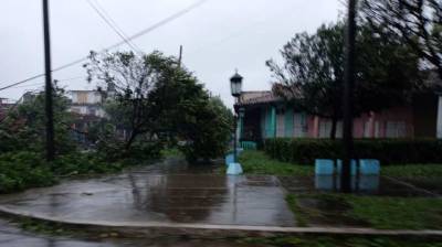 Huracán Ian causa afectaciones en Pinar del Río
