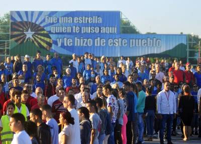 Homenaje del pueblo villaclareño