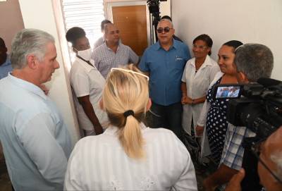 El Presidente cubano visitó instalaciones del barrio habanero Moro-Portocarrero