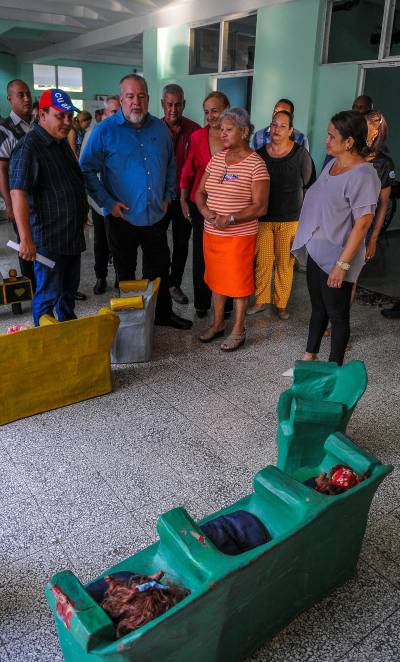 Visita gubernamental a Holguín