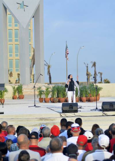 Miles de cubanos acudieron este sábado a la Tribuna Antimperialista en La Habana para denunciar los crímenes de Israel contra el pueblo de Palestina.